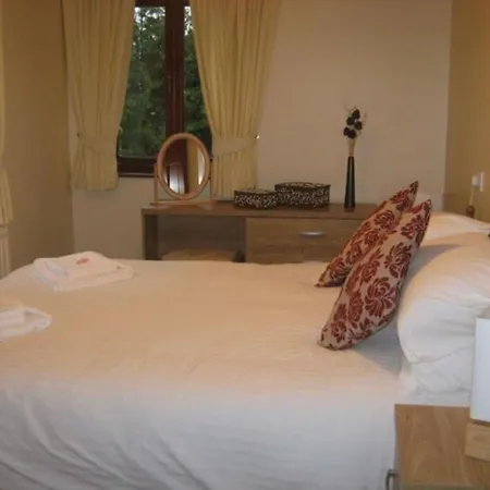 Pound Farm Lodges